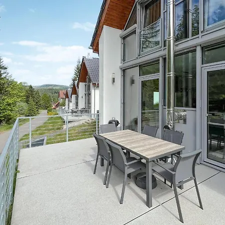 Stunning In With Kitchen *