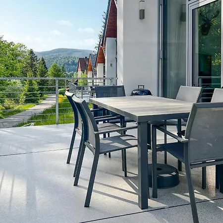 Stunning In With Kitchen Holiday home *