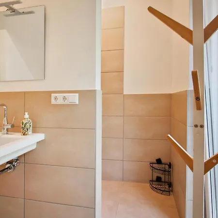 Holiday home Stunning In With Kitchen Lautenthal